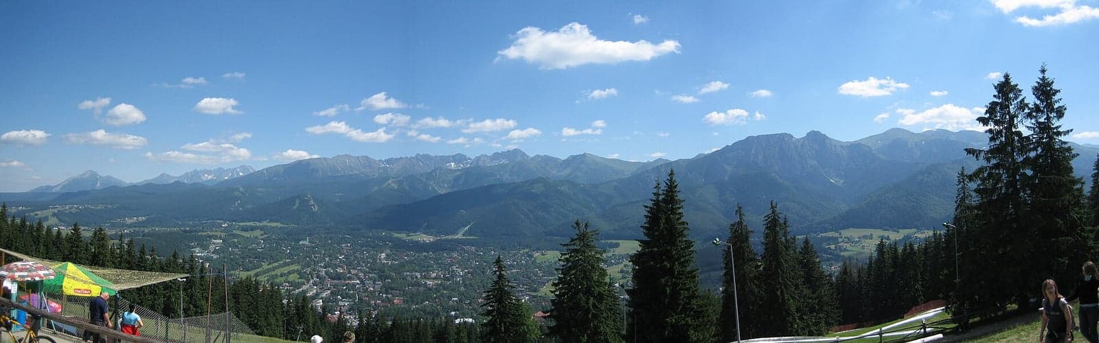 Giewont visto de Zakopane no inverno